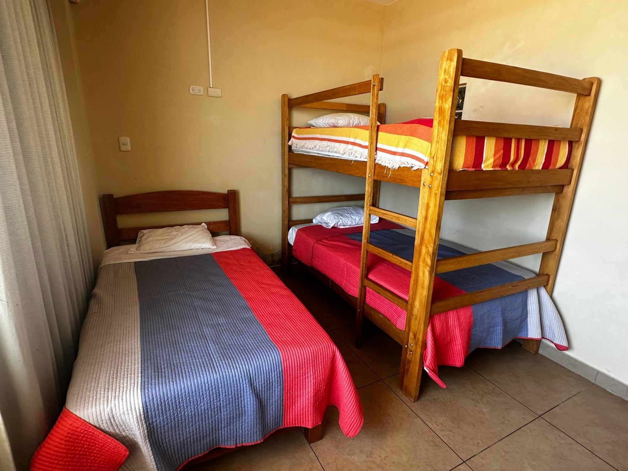 Yolo House Peru Bed and Breakfast Asia Eksteriør billede